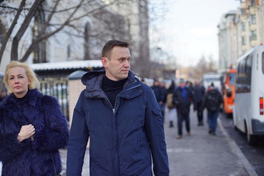 Ургант, Познер, Альбац: о ком молчит Навальный