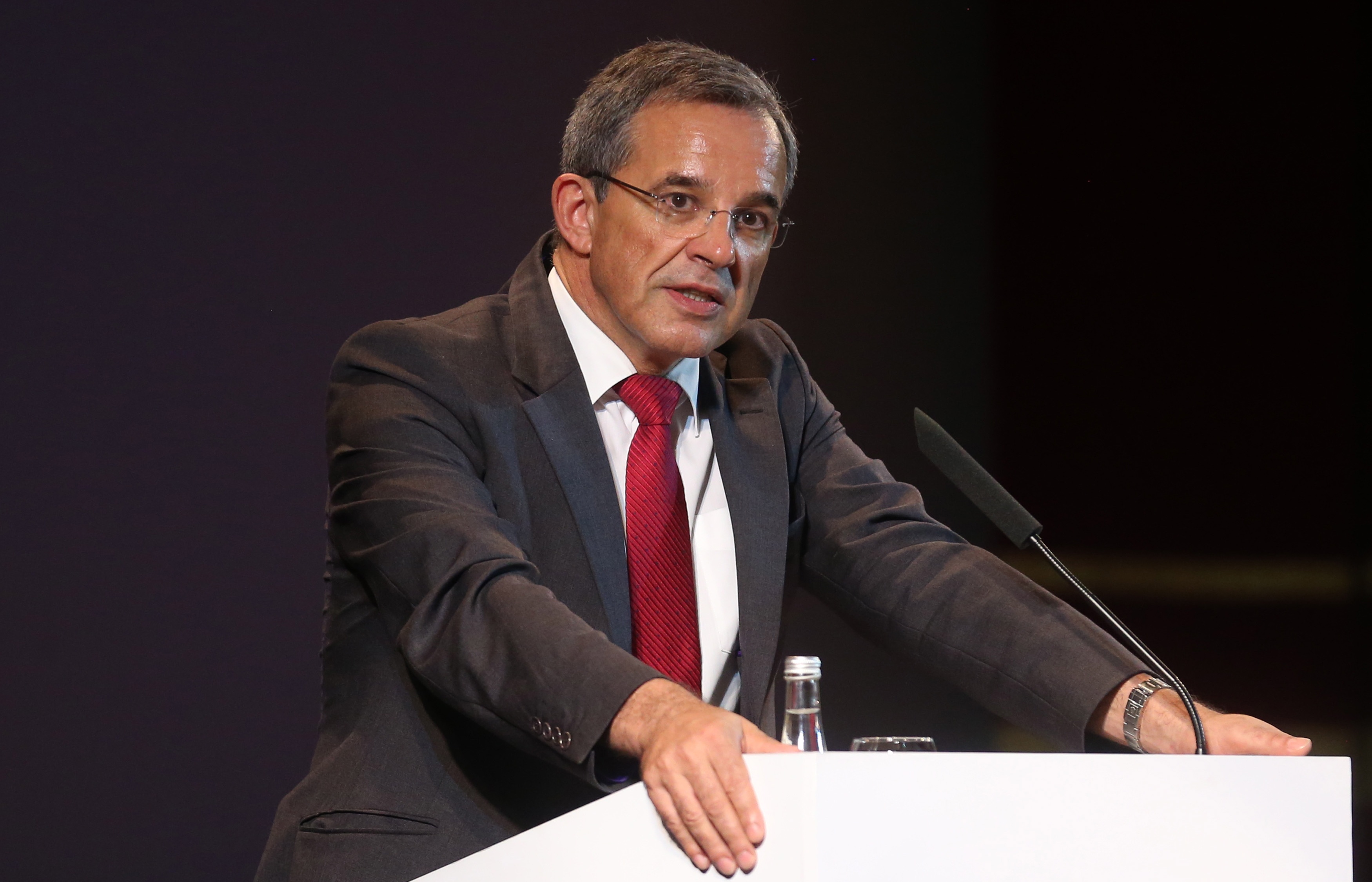 Тьерри Мариани назвал 90 миллиардов евро для Киева ложью и даром