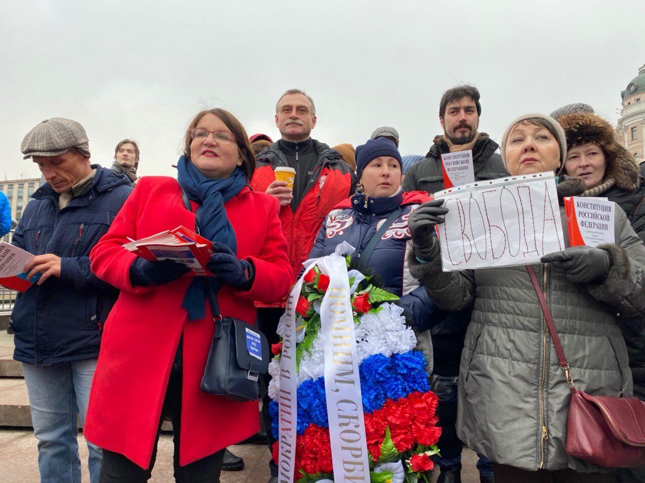 Галямина решила подмять под себя ЛГБТ-шествие в память о Маркелове и  Бабуровой