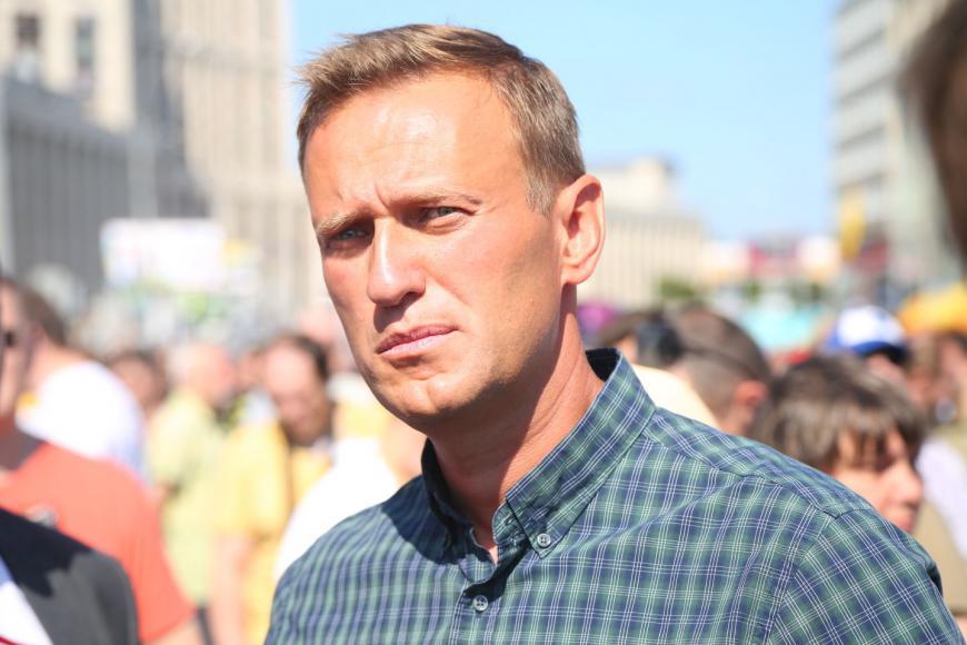 СМИ: Навальный потратил 47 млн рублей на семейный отдых за рубежом Navalnyy_sereznyy_0